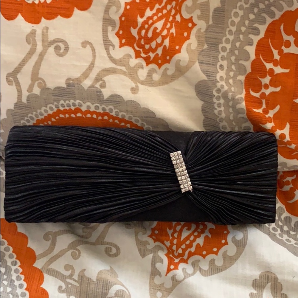 Lenore Party Clutch